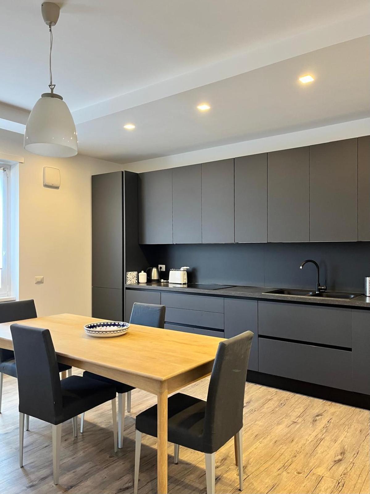 Apartment On The Square Roma Dış mekan fotoğraf